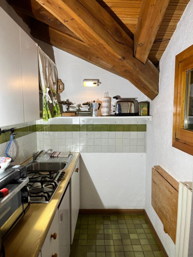 Chalet Blanc "La Mansarda" كورمايور المظهر الخارجي الصورة